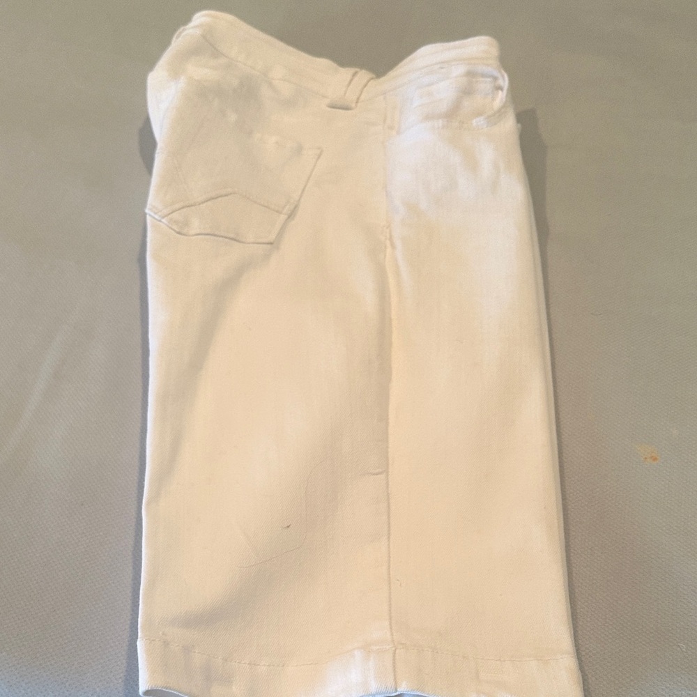 NYDJ Cream Women's Bermudas
